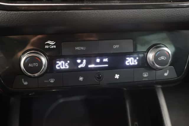 Škoda Kamiq (2020) thumbnail 16