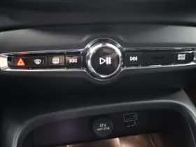Volvo XC40 (2022) thumbnail 17