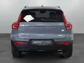 Volvo XC40 (2022) thumbnail 3