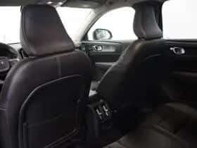 Volvo XC40 (2022) thumbnail 8
