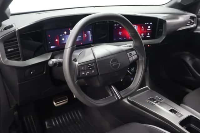 Opel Mokka (2023) thumbnail 5