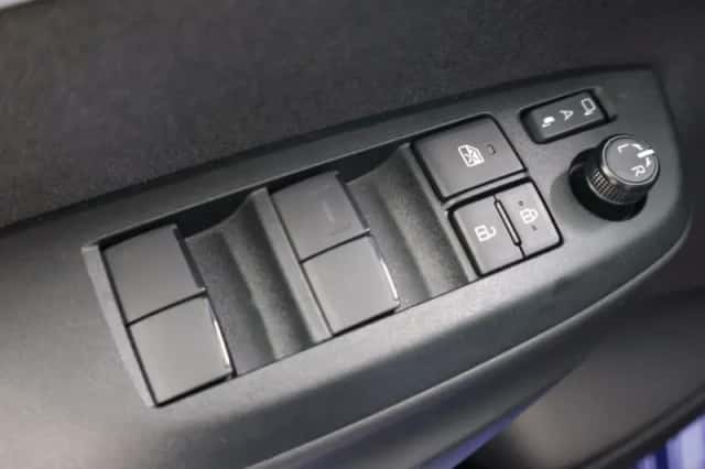 Toyota Yaris (2025) thumbnail 25