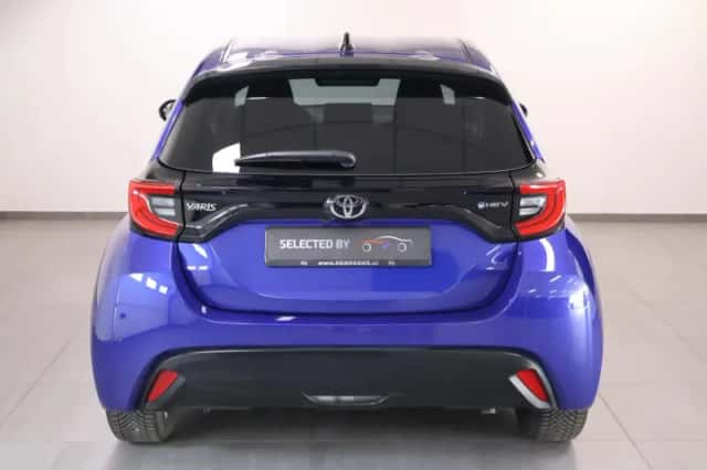 Toyota Yaris (2025) thumbnail 4