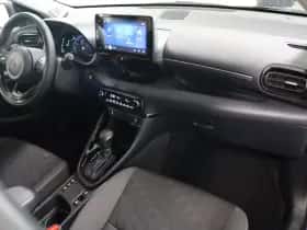 Toyota Yaris (2025) thumbnail 8