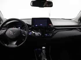 Toyota C-HR (2020) thumbnail 16
