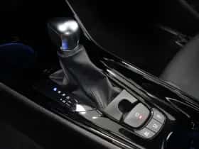 Toyota C-HR (2020) thumbnail 19