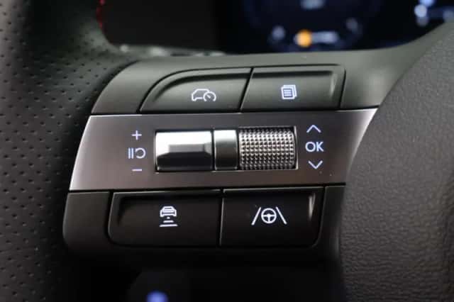 Hyundai Kona (2024) thumbnail 13