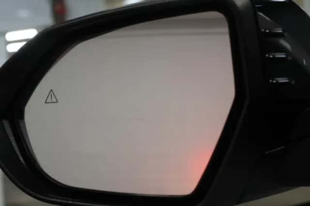 Hyundai Kona (2024) thumbnail 23