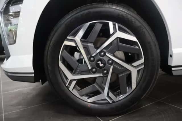 Hyundai Kona (2024) thumbnail 25