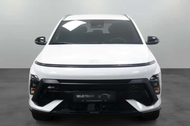 Hyundai Kona (2024) thumbnail 4