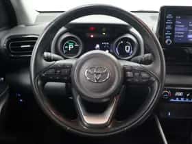 Toyota Yaris (2020) thumbnail 12