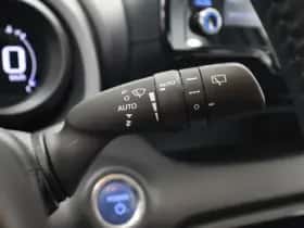 Toyota Yaris (2020) thumbnail 15
