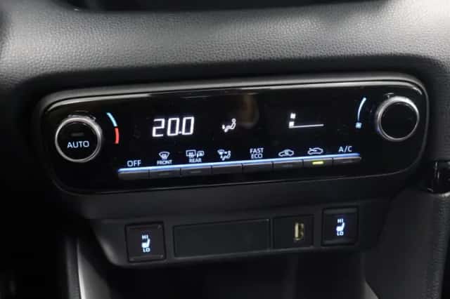 Toyota Yaris (2020) thumbnail 21