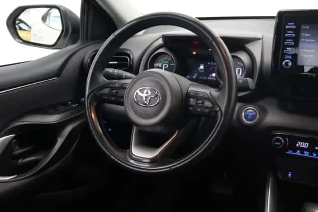 Toyota Yaris (2020) thumbnail 22
