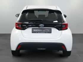 Toyota Yaris (2020) thumbnail 4