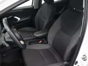 Toyota Yaris (2020) thumbnail 5