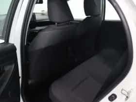 Toyota Yaris (2020) thumbnail 8