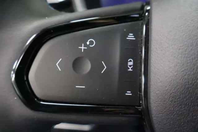 Lynk & Co 01 (2020) thumbnail 9