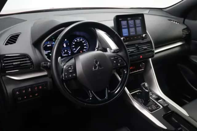 Mitsubishi Eclipse Cross (2021) thumbnail 8