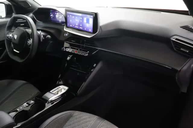 Peugeot 2008 (2025) thumbnail 11