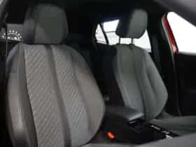 Peugeot 2008 (2025) thumbnail 12