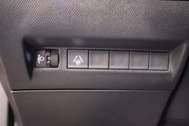 Peugeot 2008 (2025) thumbnail 16