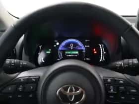 Toyota Yaris (2025) thumbnail 17