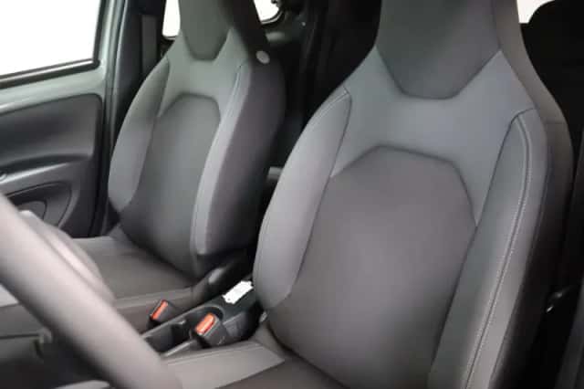 Toyota Aygo X (2025) thumbnail 8