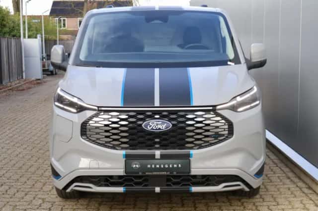 Ford E-Transit Custom (2025) thumbnail 2