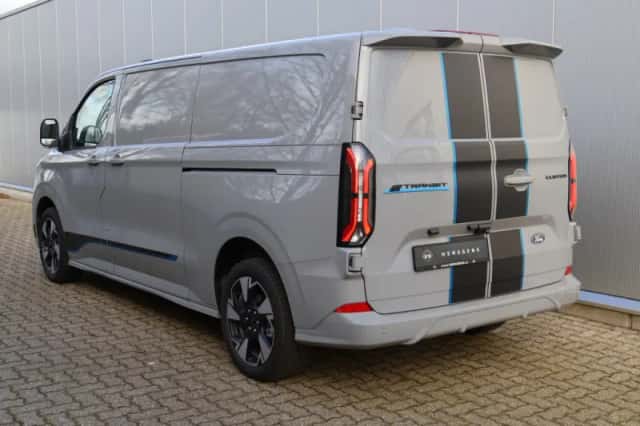 Ford E-Transit Custom (2025) thumbnail 3
