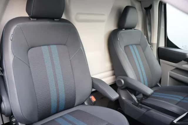 Ford E-Transit Custom (2025) thumbnail 10