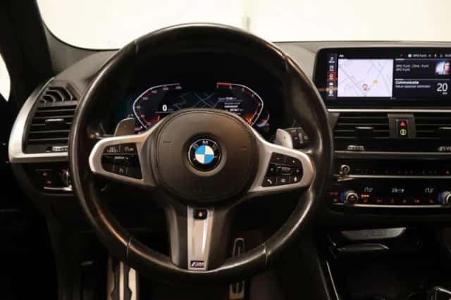 BMW X3 (2017) thumbnail 12