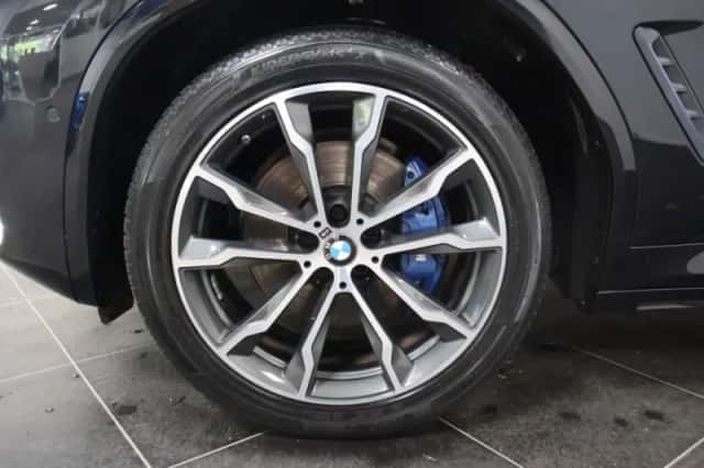 BMW X3 (2017) thumbnail 32