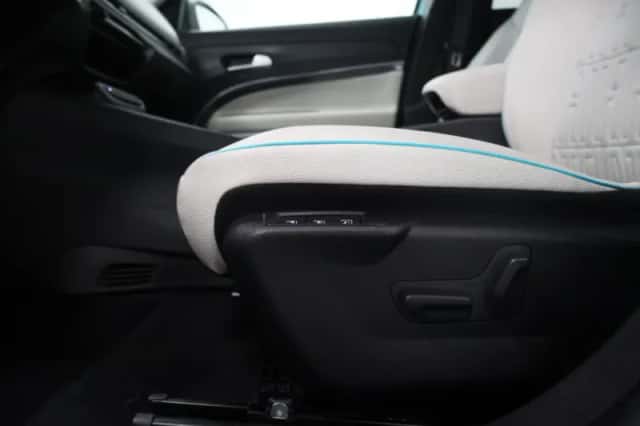 Fiat 600E (2023) thumbnail 6