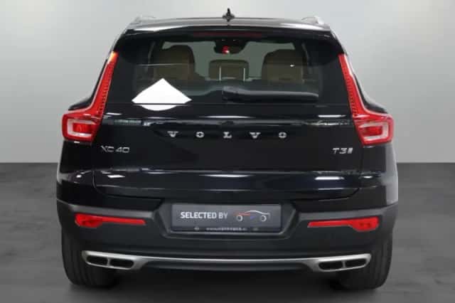 Volvo XC40 (2019) thumbnail 4