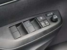 Toyota Yaris Cross (2022) thumbnail 10