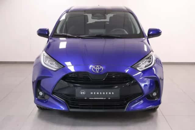 Toyota Yaris (2025) thumbnail 2