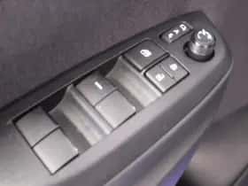 Toyota Yaris (2025) thumbnail 15
