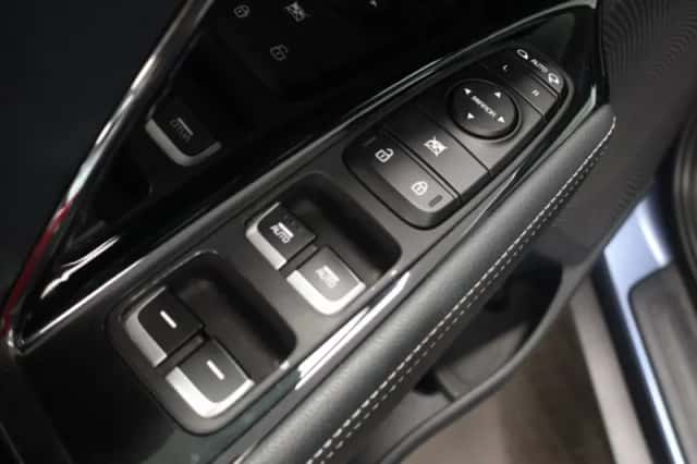 Kia Niro (2022) thumbnail 23