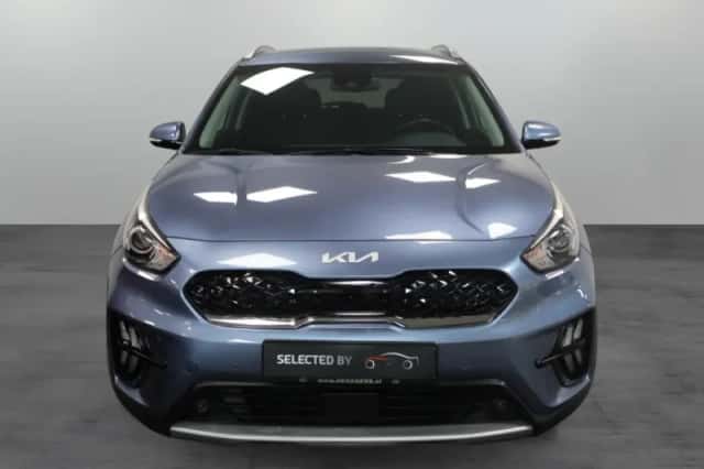 Kia Niro (2022) thumbnail 4