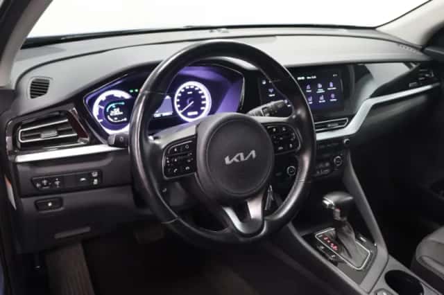Kia Niro (2022) thumbnail 8