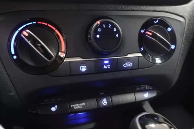 Hyundai i20 (2018) thumbnail 17