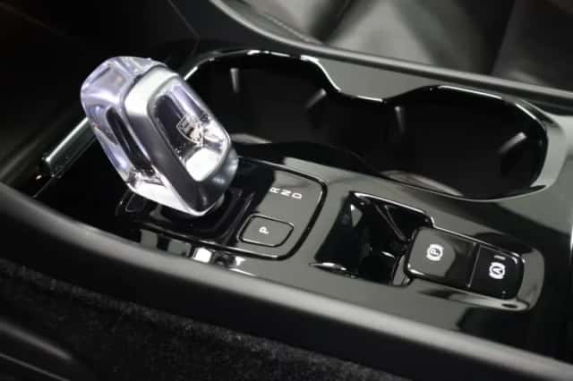 Volvo XC40 (2022) thumbnail 20