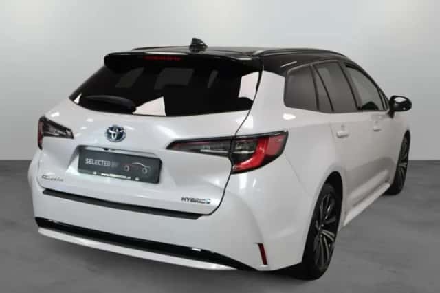Toyota Corolla (2019) thumbnail 3