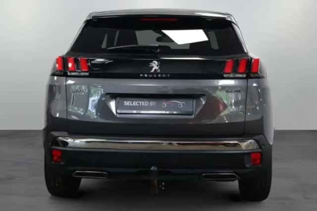 Peugeot 3008 (2016) thumbnail 4