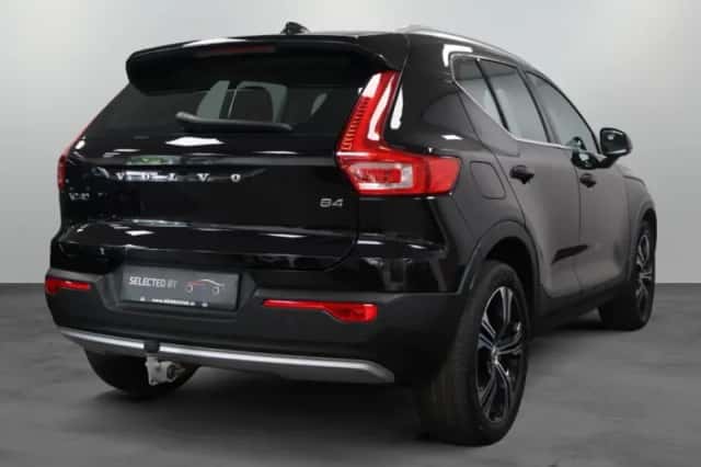 Volvo XC40 (2020) thumbnail 3