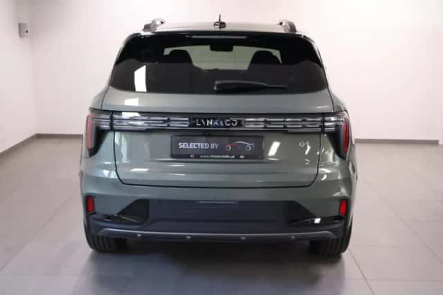 Lynk & Co 01 (2024) thumbnail 4