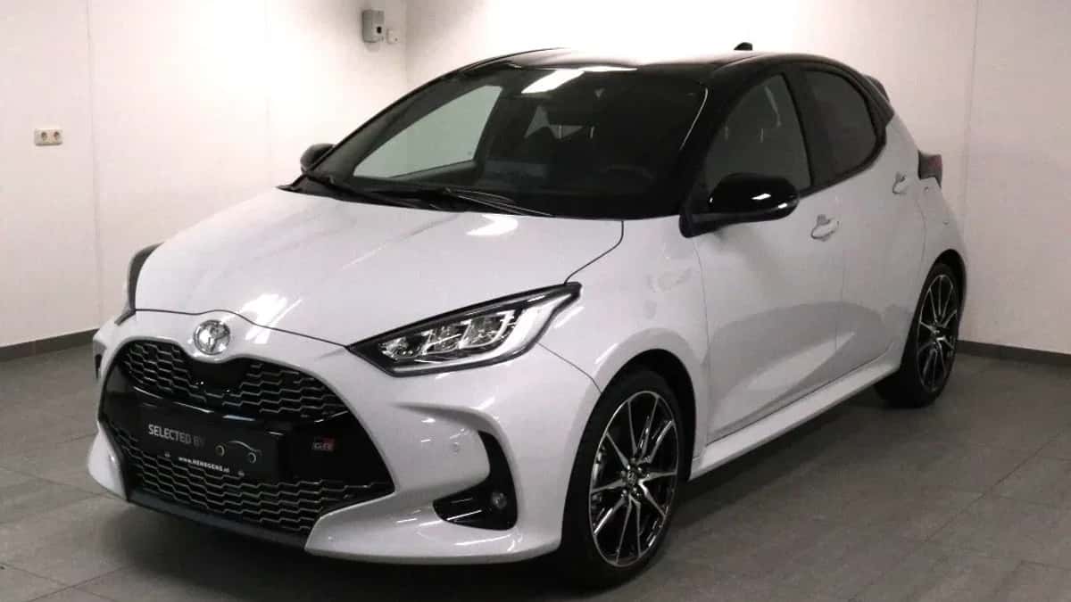 Toyota Yaris (2026) — foto 1