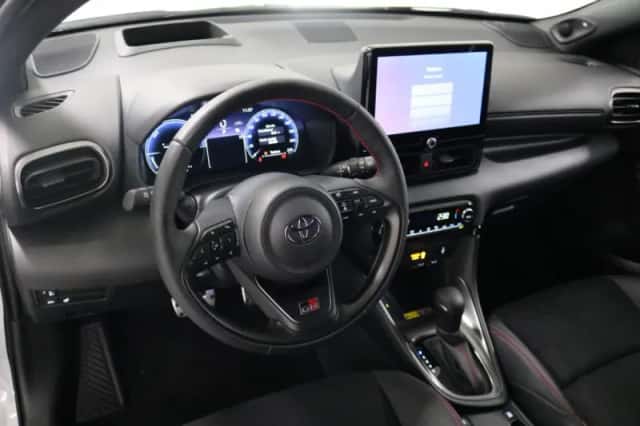 Toyota Yaris (2026) thumbnail 6