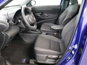 Toyota Yaris Cross (2024) thumbnail 11